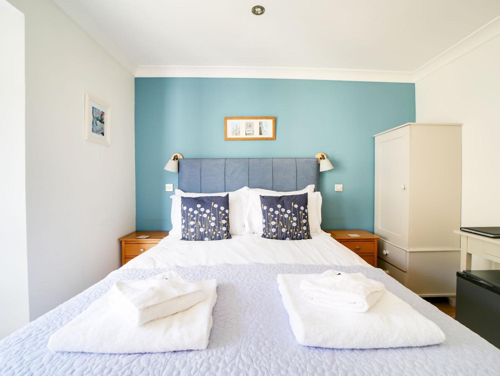 The Artist Loft, Ensuite Guest Rooms, Porthleven Exterior photo