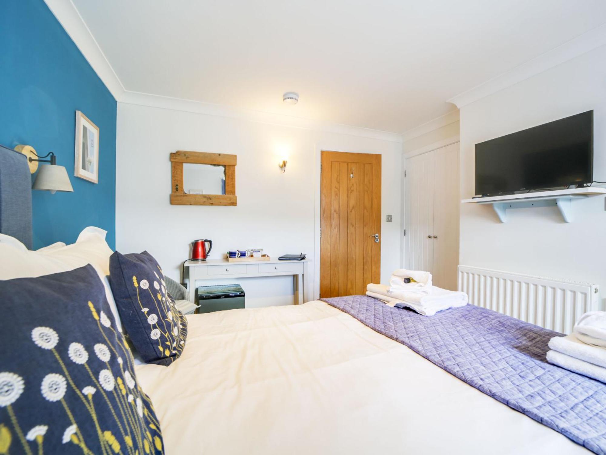 The Artist Loft, Ensuite Guest Rooms, Porthleven Exterior photo
